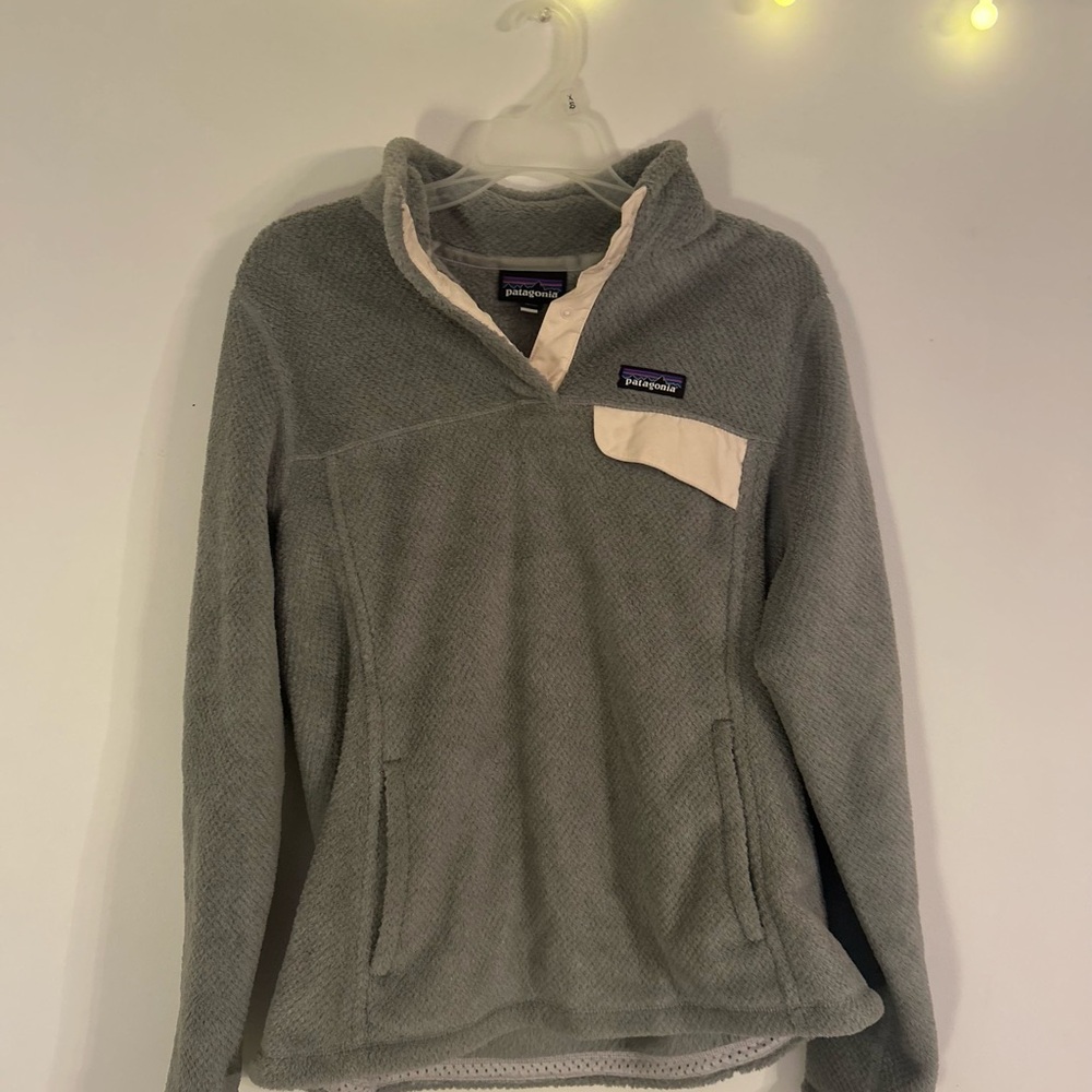 Patagonia Women's Gray Fleece Sweater